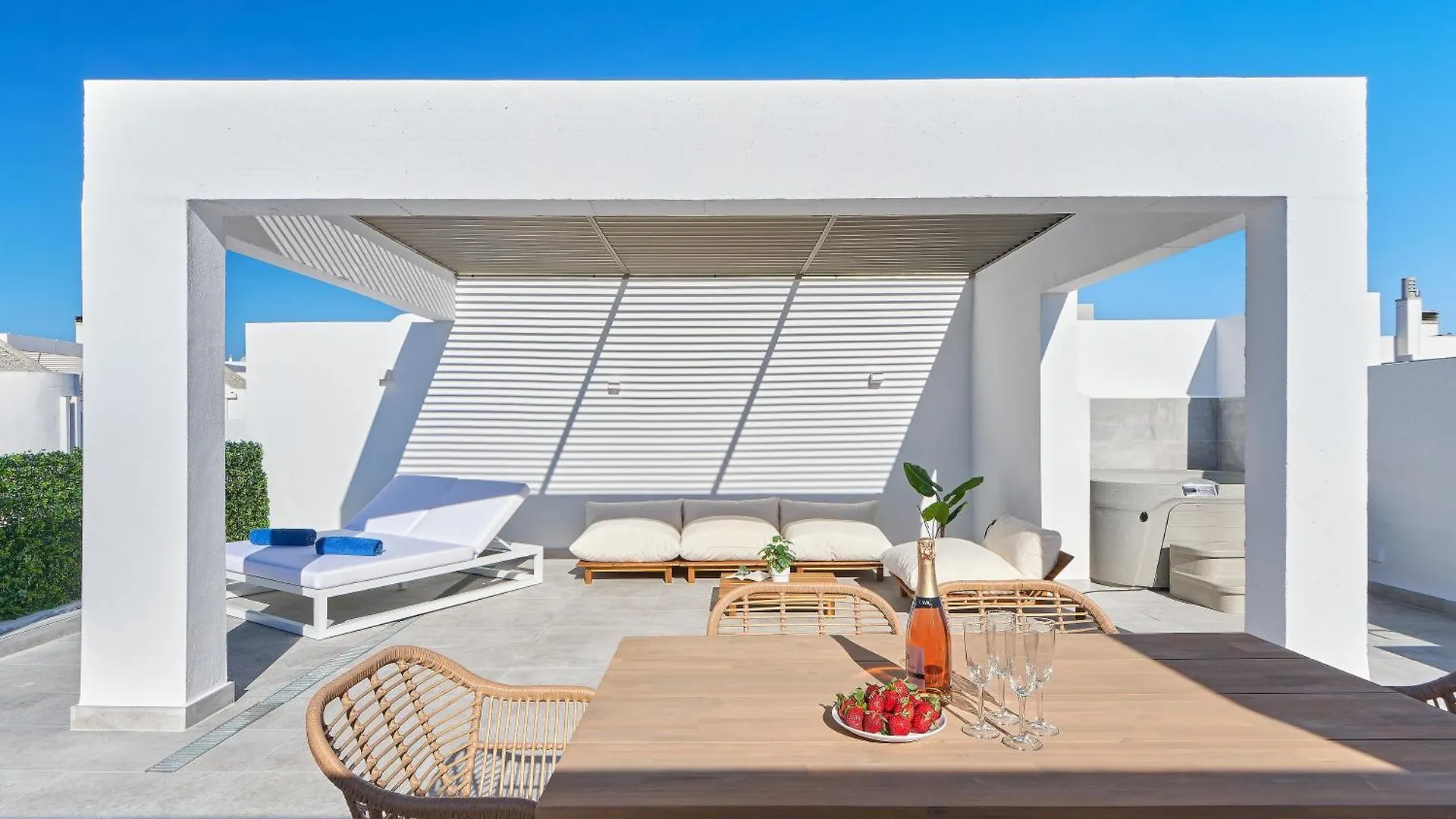 Vitania I Resort Penthouse With Jacuzzi 라칼라데미야스 아파트